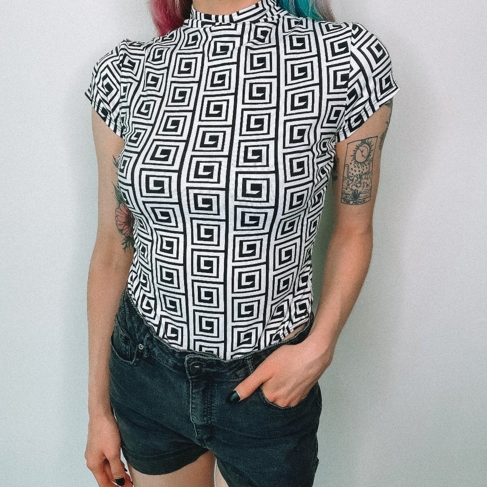 Polly&Esther Black and White Bodysuit